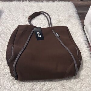 50%offw❤️ Neoprene Tote Multipurpose Beach Bag Zipper Pockets NWT 16”PURSE-SALE